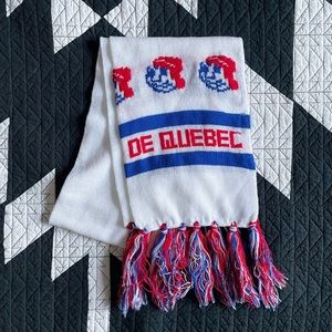 VINTAGE ‘Carnaval du Québec’ scarf, OS